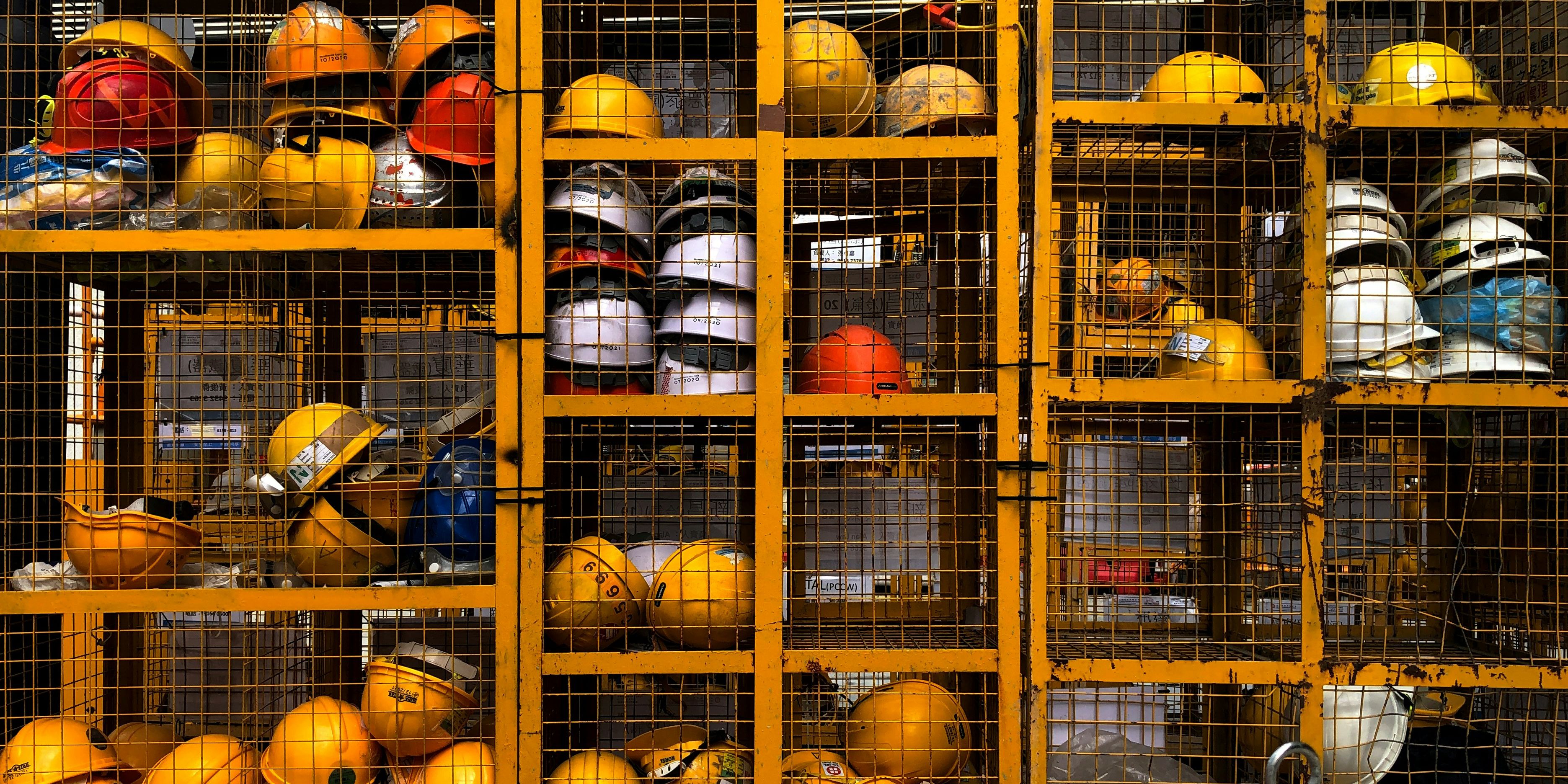 A clear, practical guide to occupational skin risks, early identification, and proportionate health surveillance.