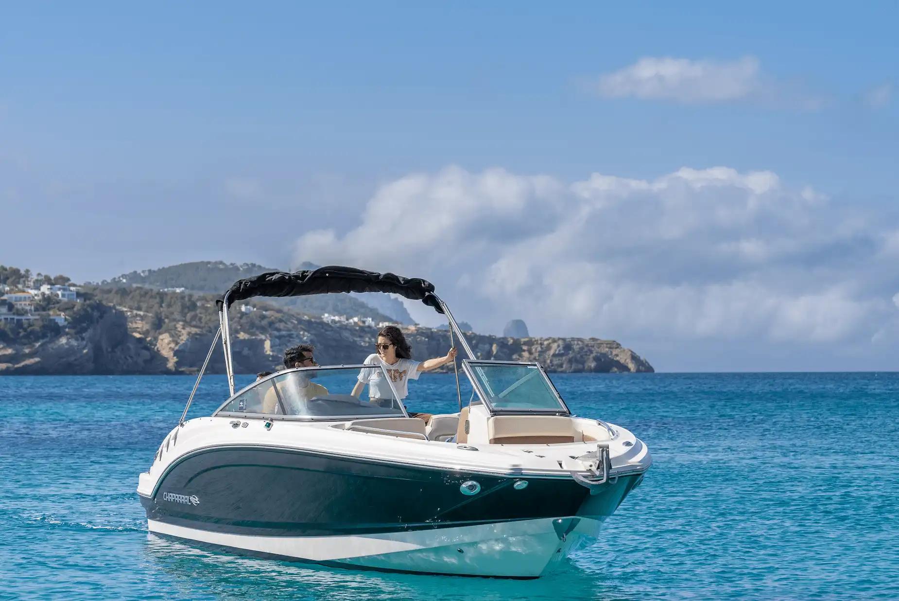 Chaparral 246 280 HP — Boat Rental with License thumbnail 4