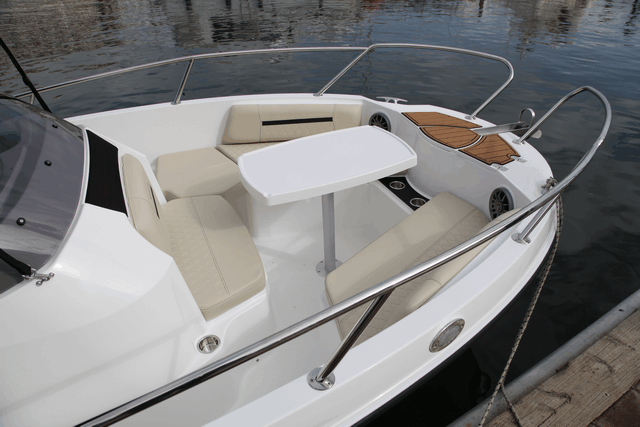Karnic 601 150 HP — Boat Rental with License thumbnail 4