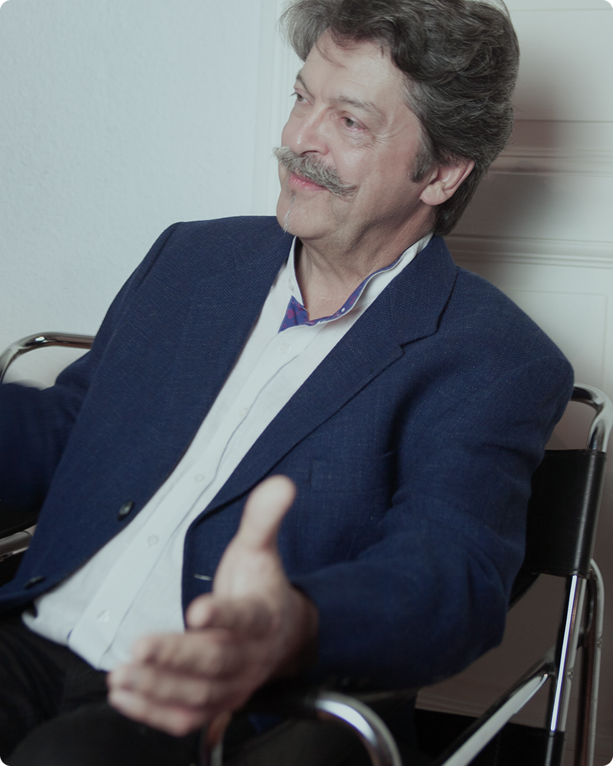 Dr. Michael Schindl