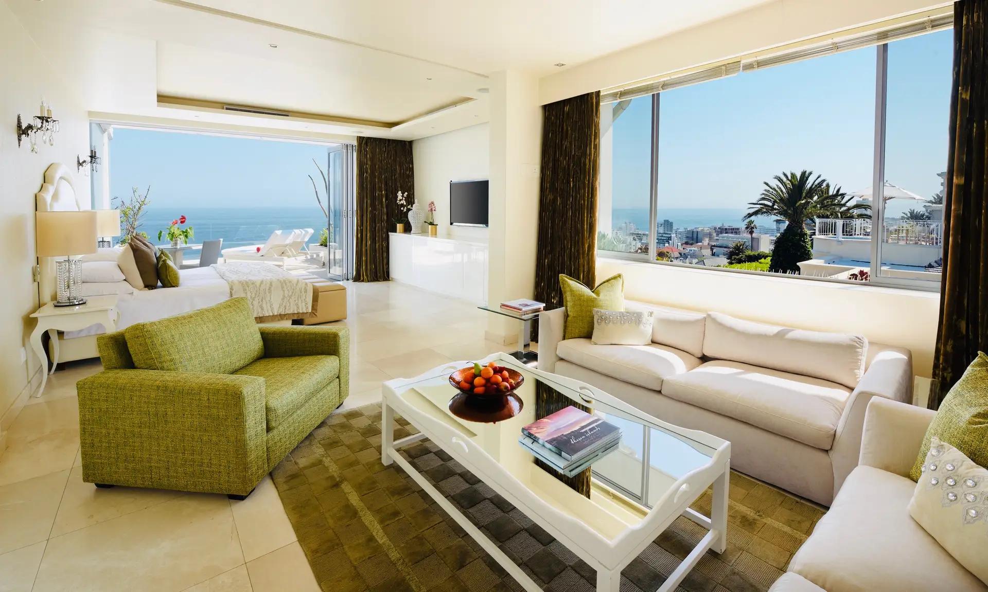 The Clarendon Bantry Bay