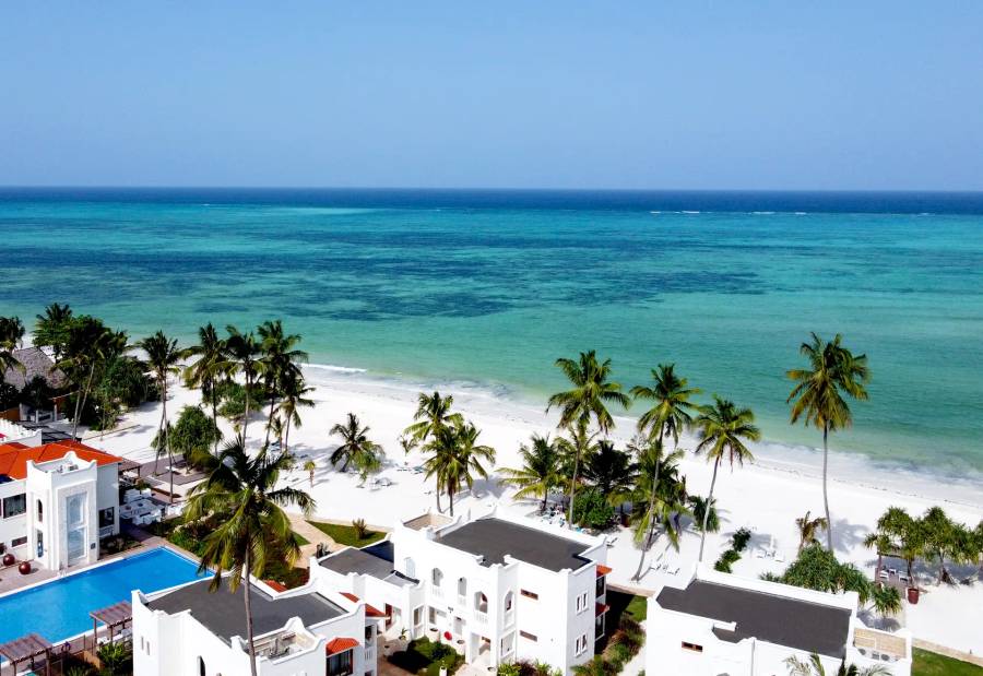 7-Day Luxury Zanzibar East Fly-In Beach Safari