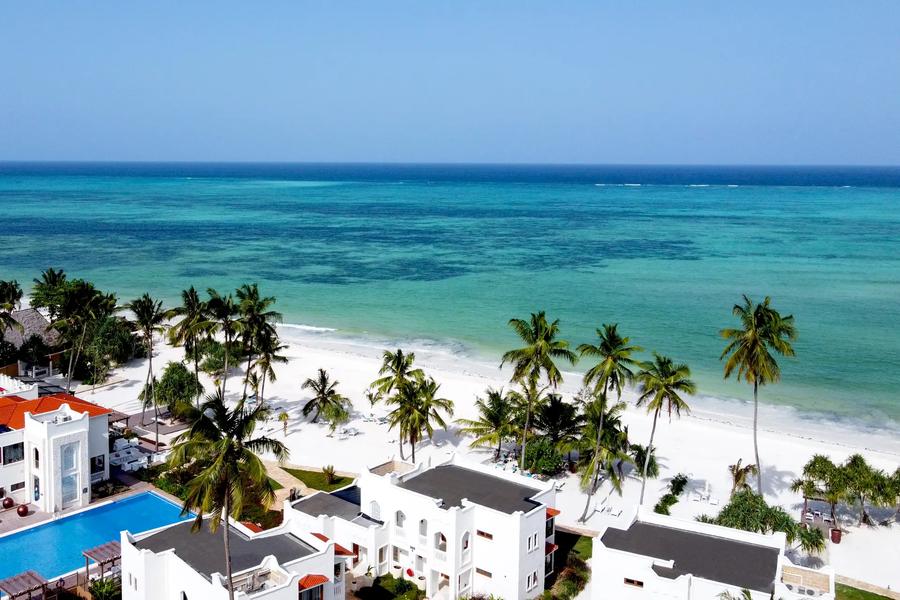 7-Day Luxury Zanzibar East Fly-In Beach Safari