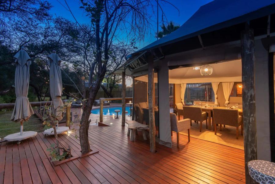 Tau Game Lodge