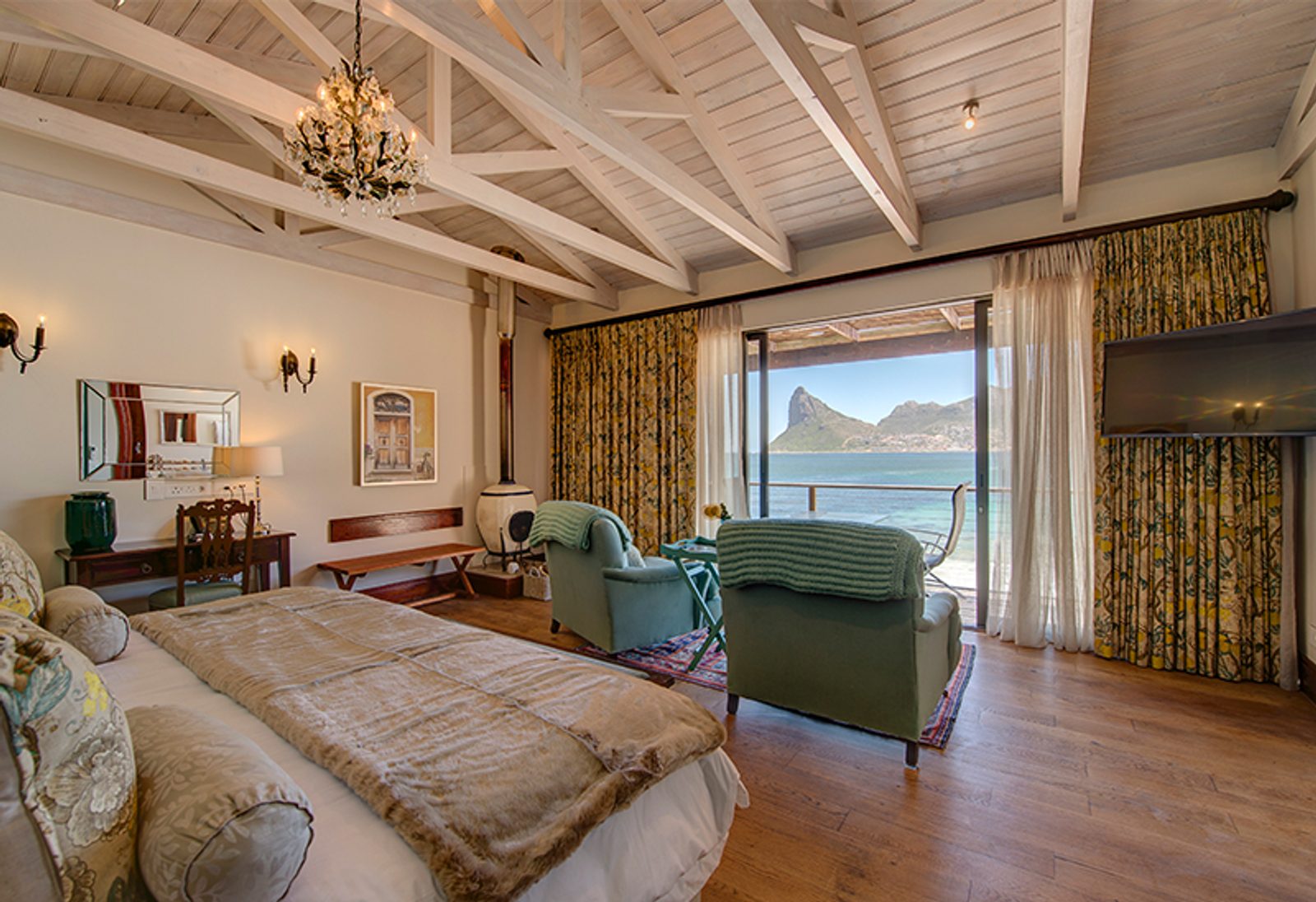 Antigua Island Suite at Tintswalo Atlantic