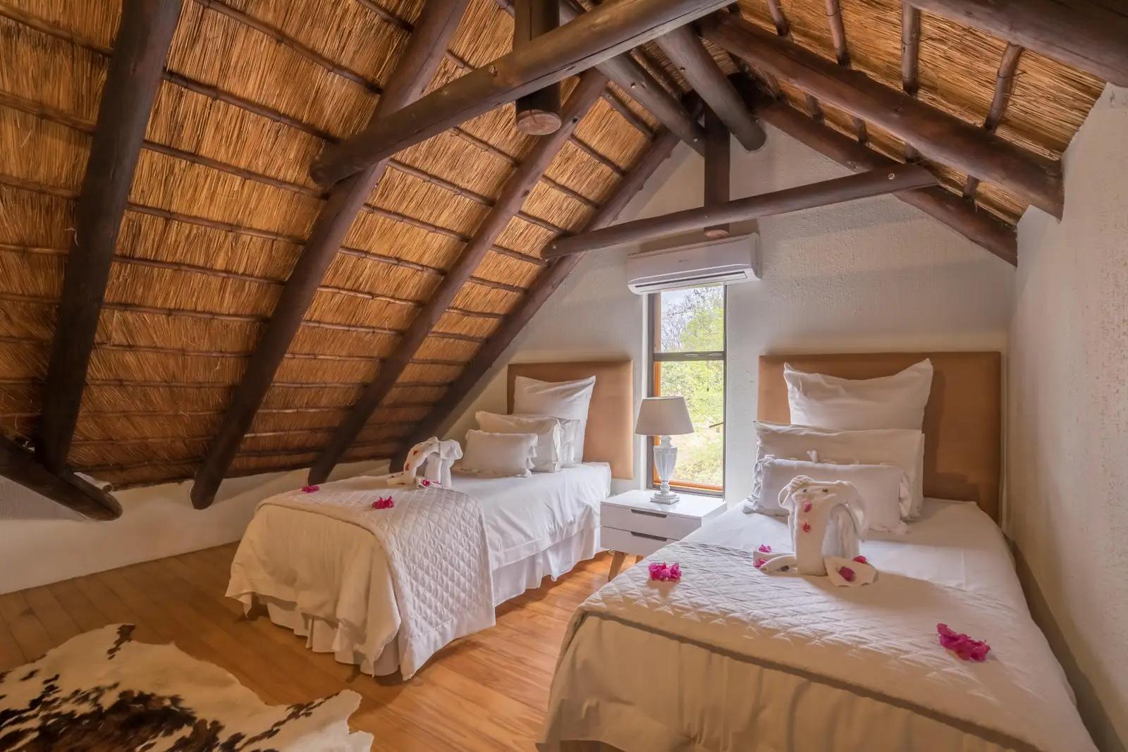 Kuname Manor House