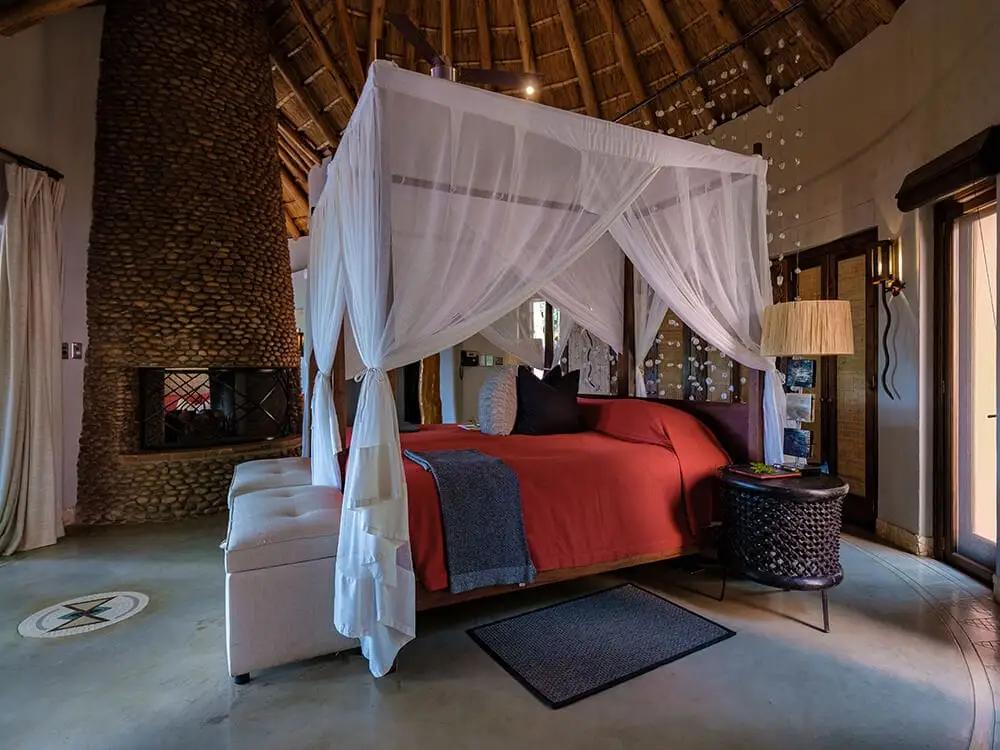 Thanda Safari Lodge