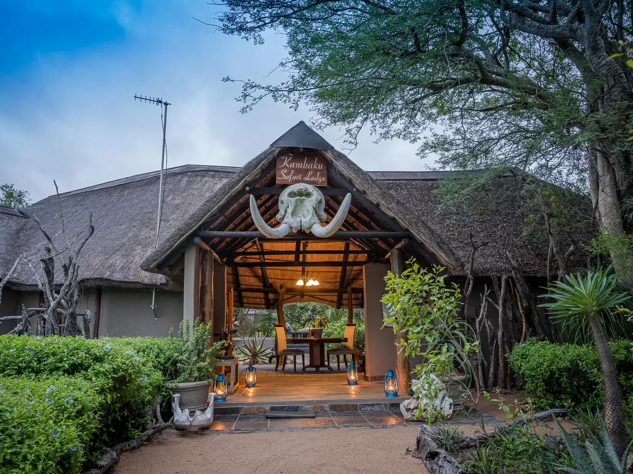 Kambaku Safari Lodge