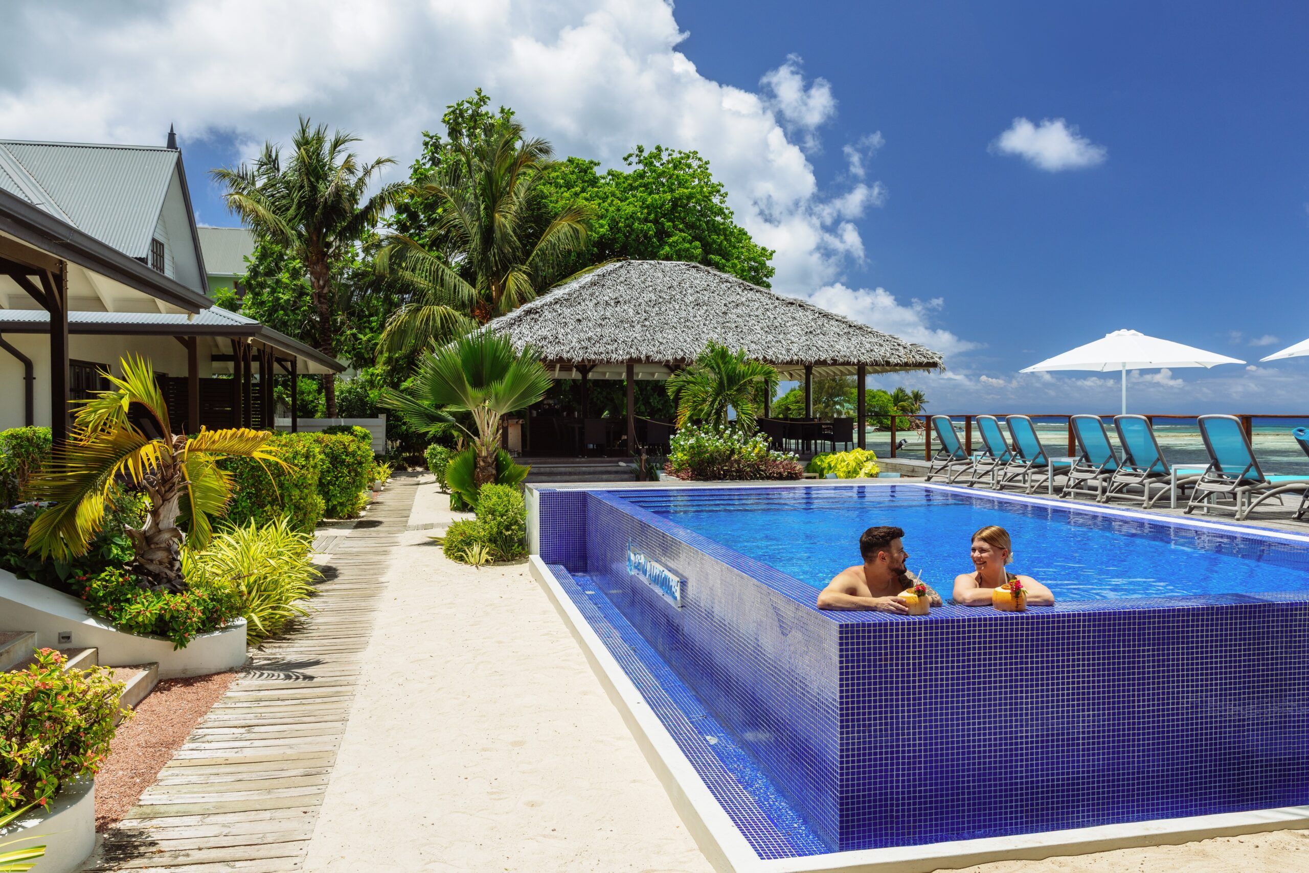 Le Nautique Waterfront Hotel