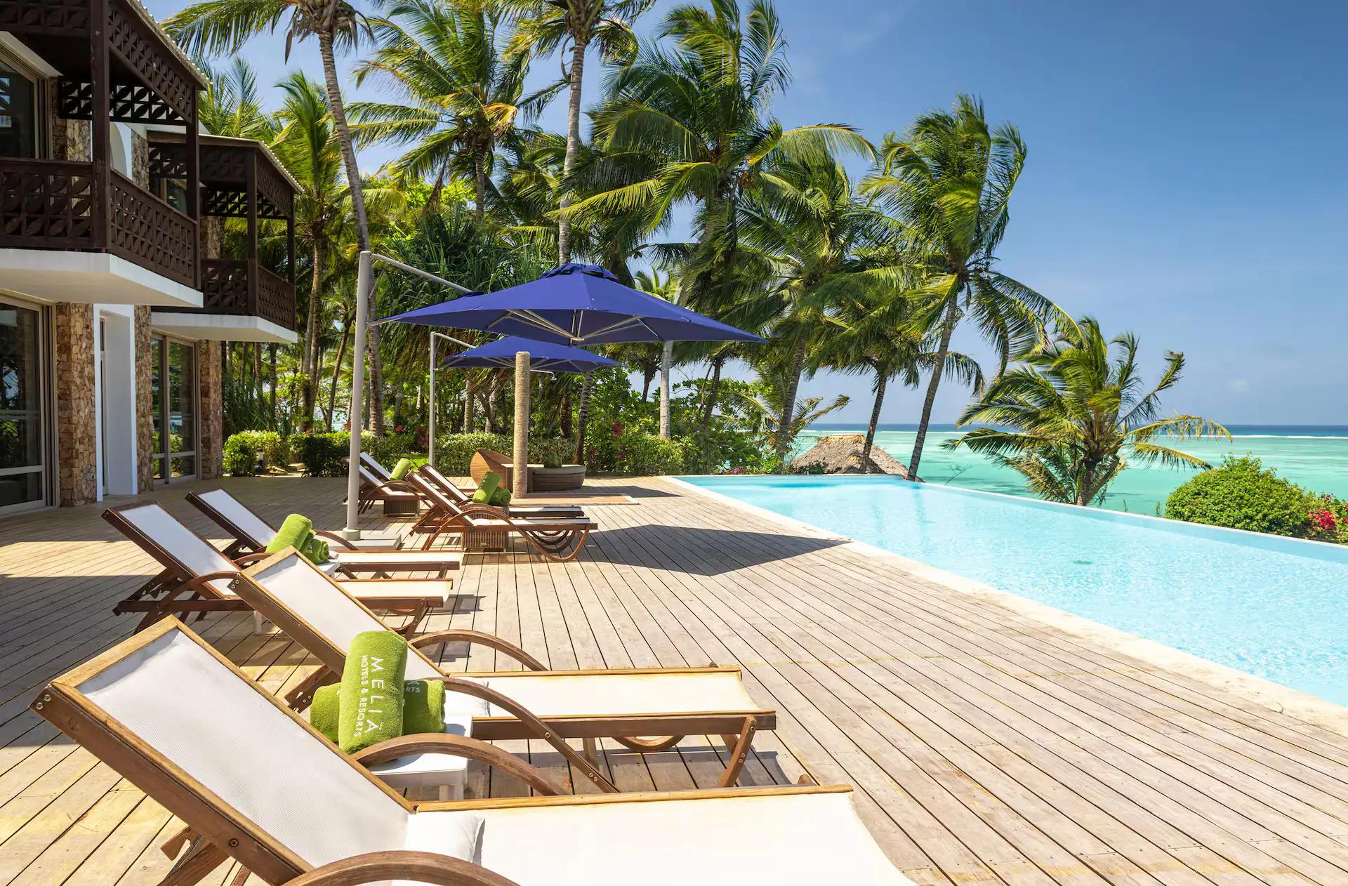7-Day West and East Ultra-Lux Zanzibar Fly-in Package