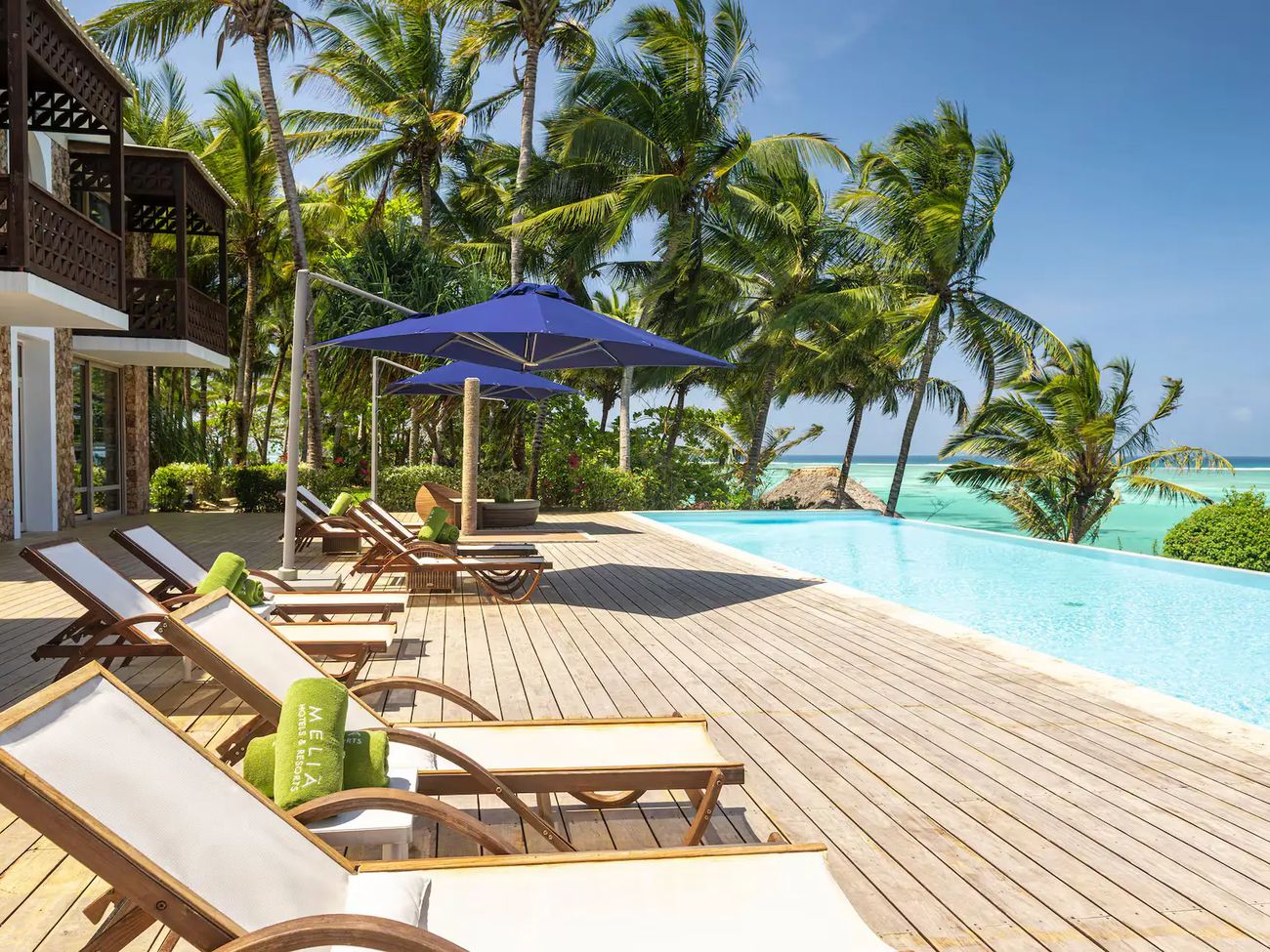 7-Day West and East Ultra-Lux Zanzibar Fly-in Package
