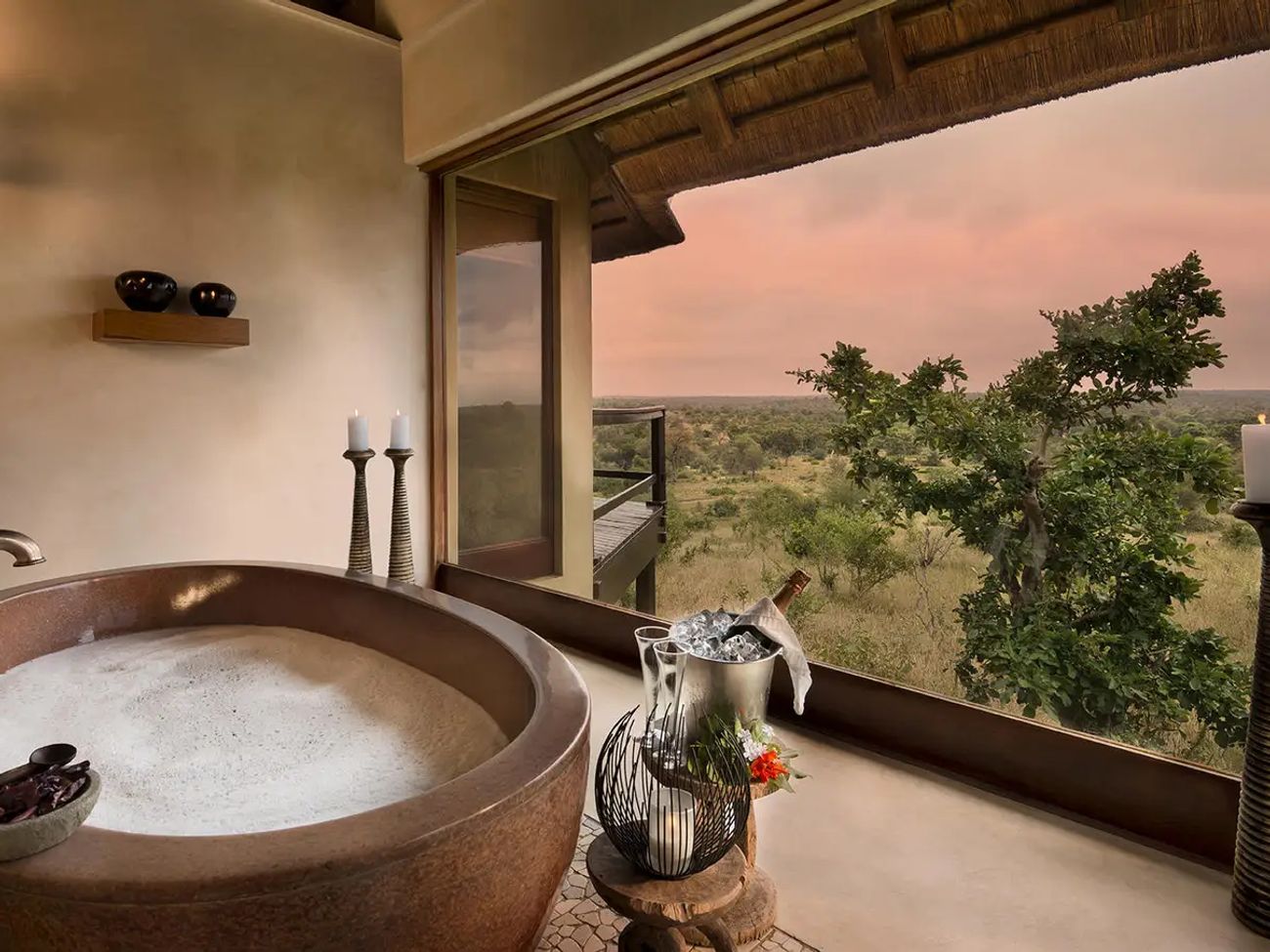 Makumu Private Game Lodge