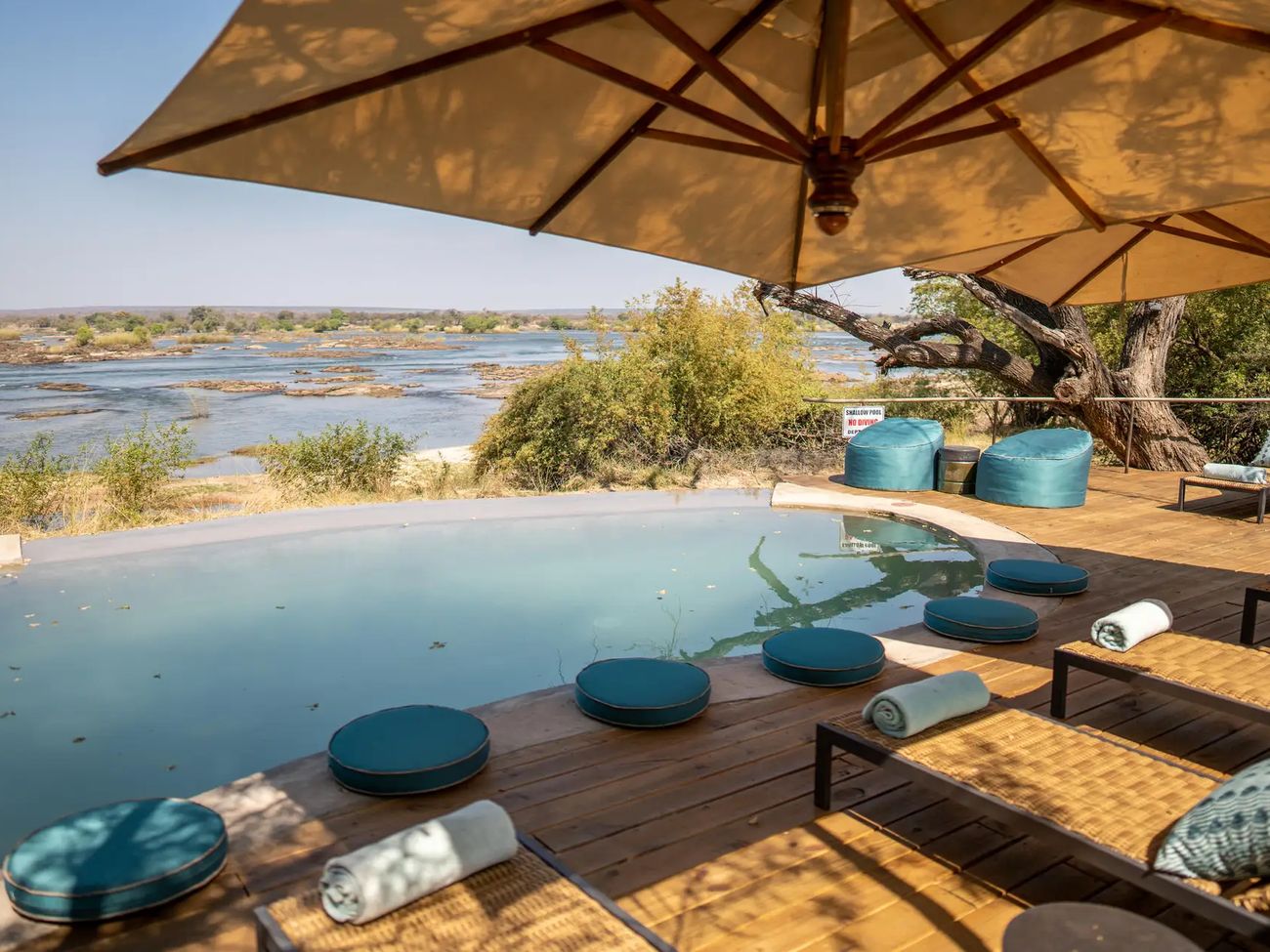 Toka Leya Safari Camp