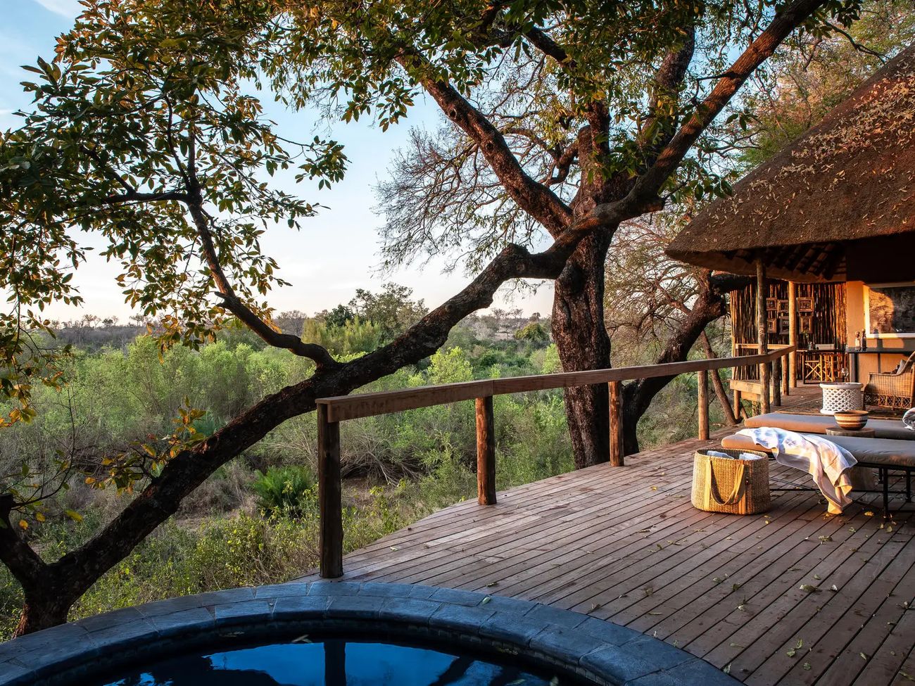 4-Day Londolozi Varty Camp Fly-In Safari