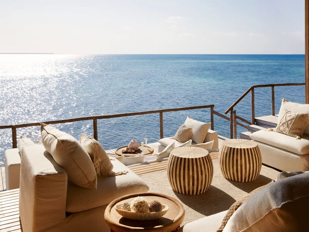 LABA Fanjove Coral Manor