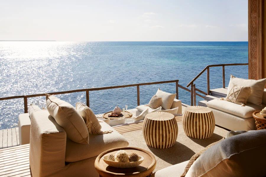 LABA Fanjove Coral Manor