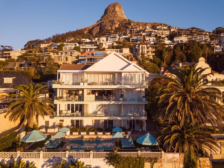 8-Day Cape Town to KwaZulu Natal Fly-In Safari