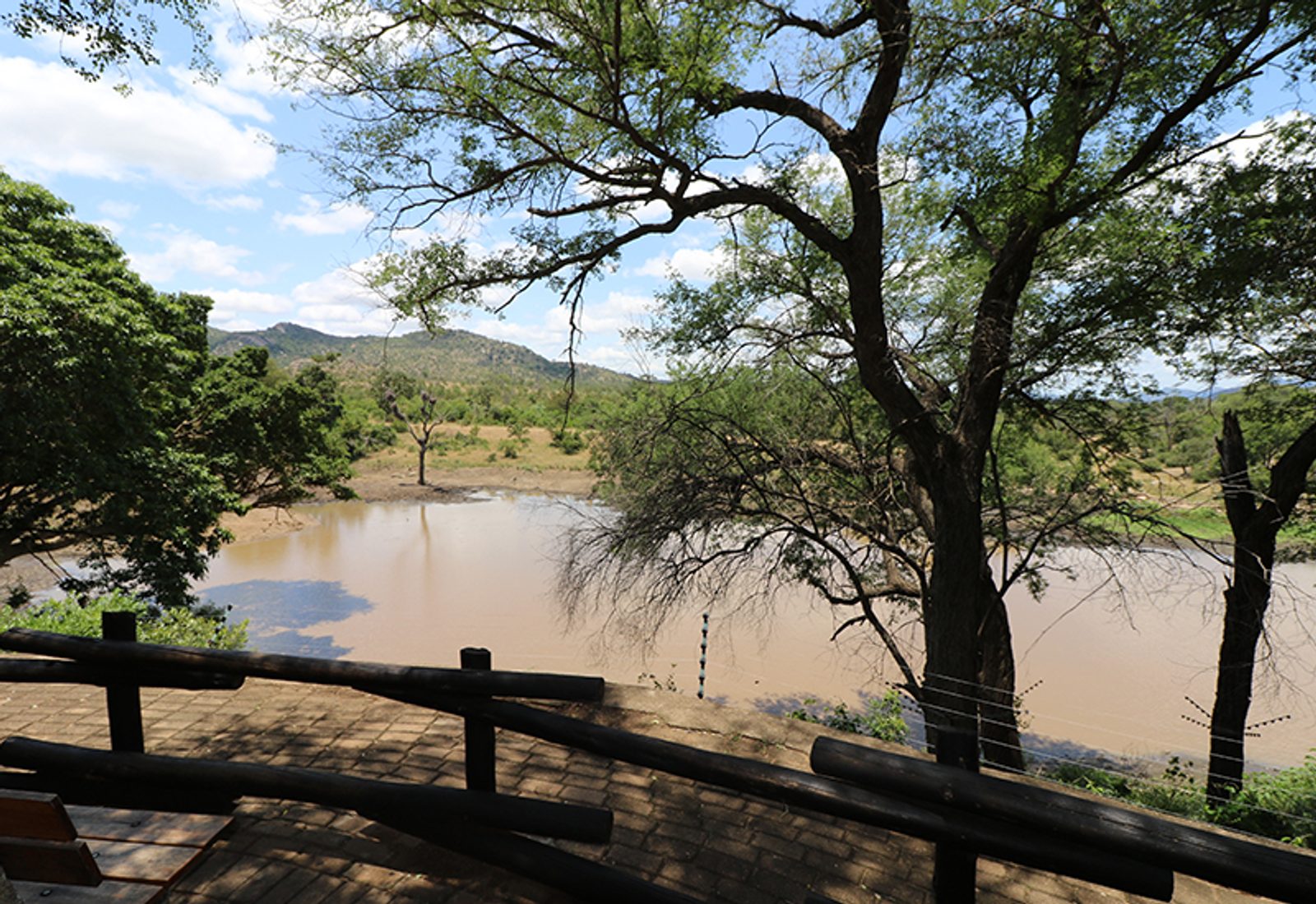 Berg-en-dal river views