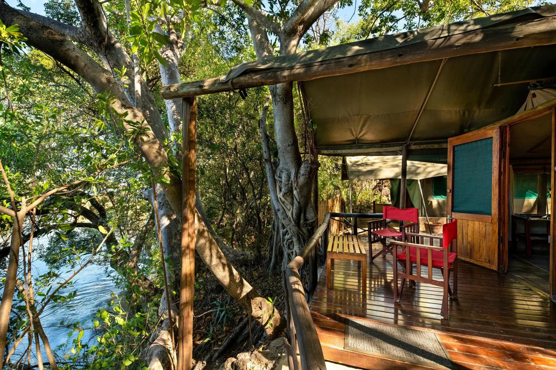 Ichingo Chobe River Lodge