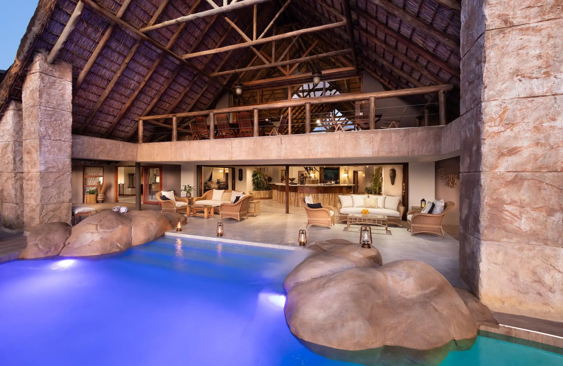 Kingfisher Villa Suites
