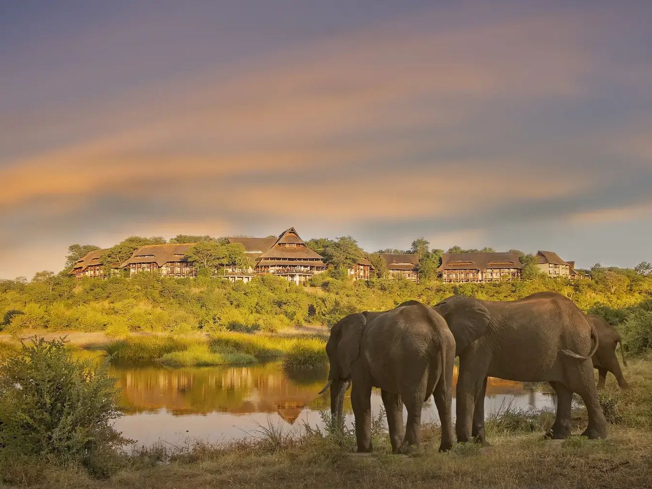 Victoria Falls Safari Lodge