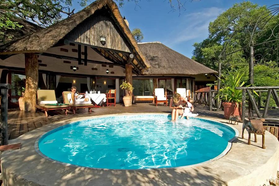 Sanctuary Sussi & Chuma Lodge