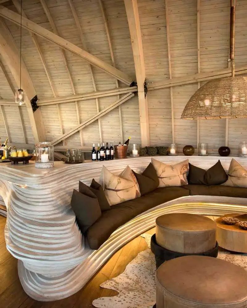 AndBeyond Sandibe Okavango Safari Lodge | Safari.com