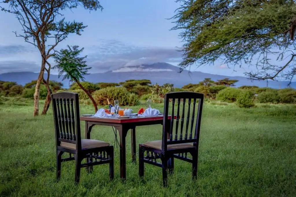 9-Day Wild Encounters: Kenya’s Big Five & Uganda’s Gentle Giants