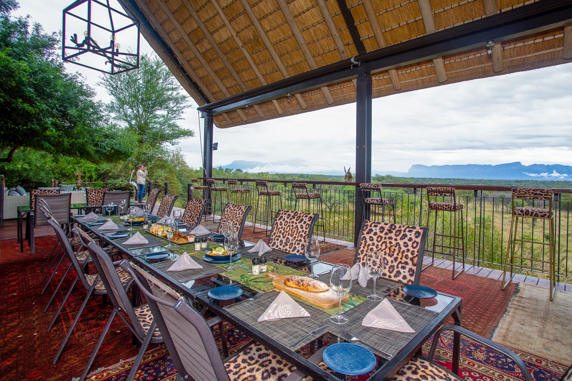 Khaya Ndlovu Safari Manor