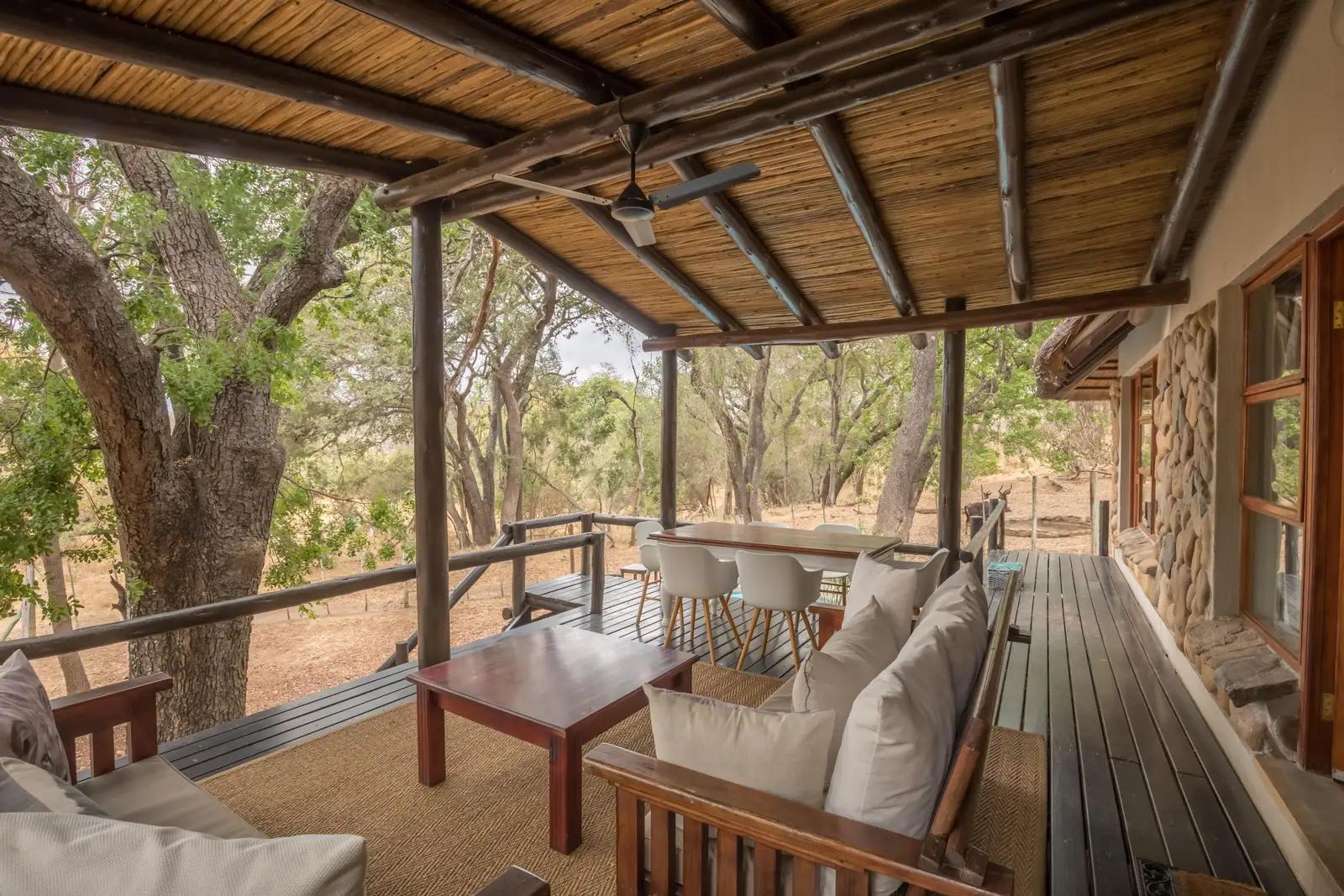 Kuname Manor House