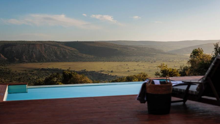 Amakhala Induli Game Lodge