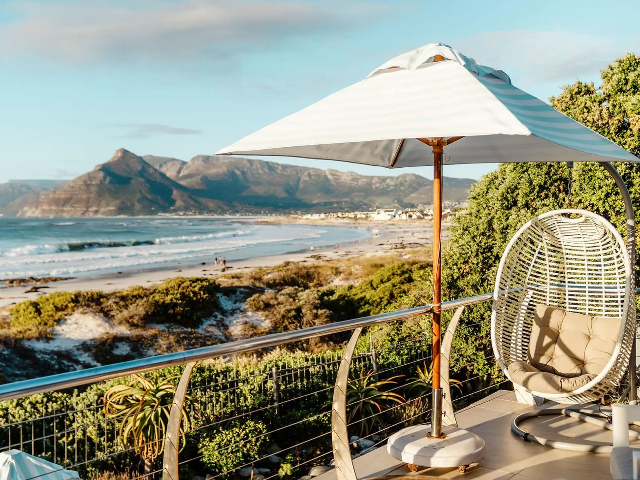 10-Day Luxury Cape Town, Winelands & Beach - Full Circle Cape Experience