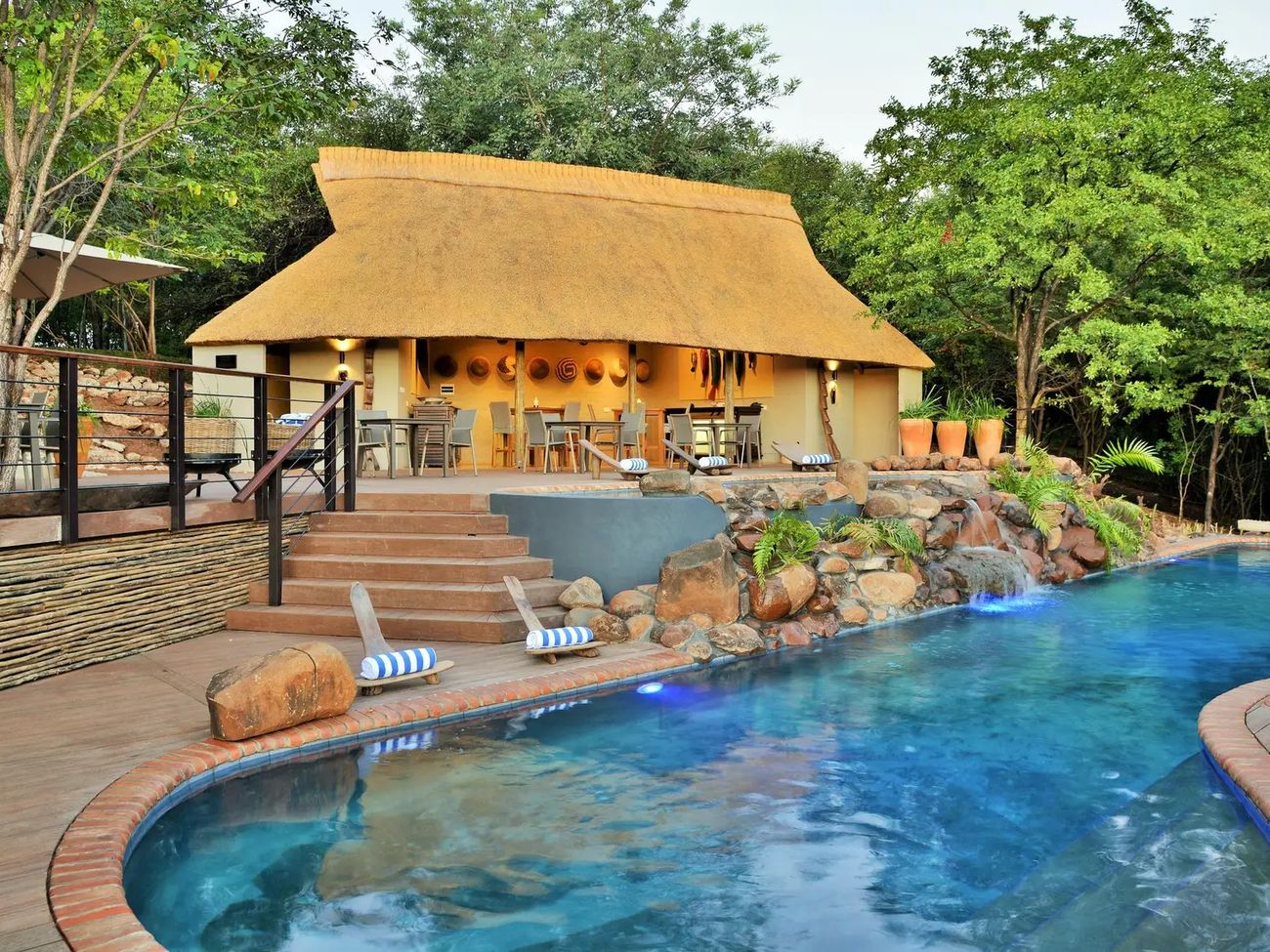 Victoria Falls Safari Club