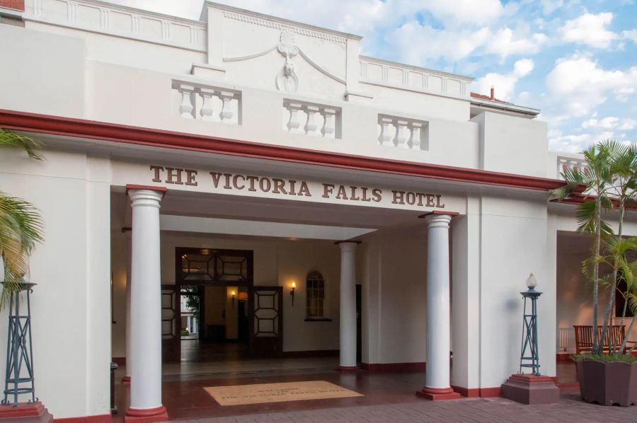 10-Day Exploring Victoria Falls, Hwange & Chobe National Park Safari