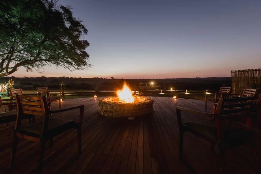 Amakhala Hlosi Game Lodge
