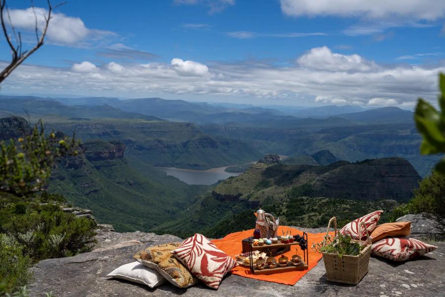 3-Day Ultra-Lux Panorama Route Fly-In Safari
