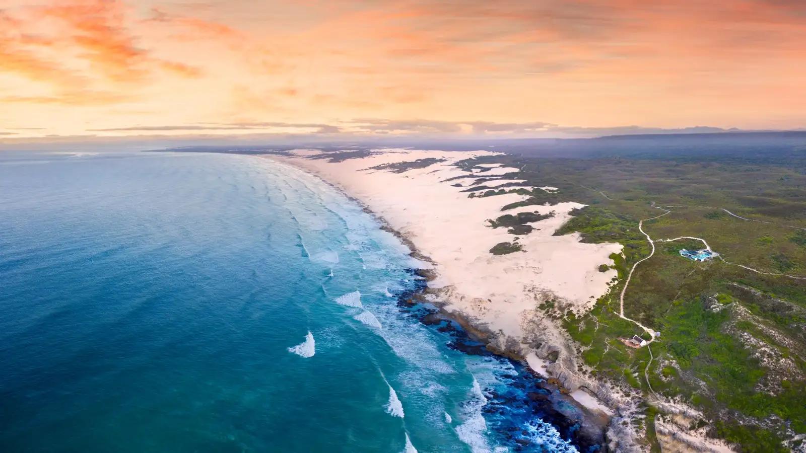 Morukuru Beach Lodge