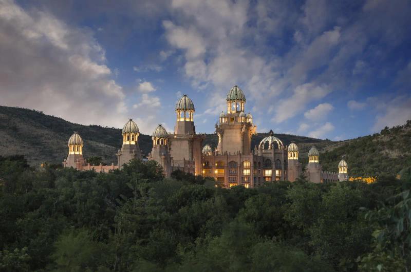 8 Day Sabi Sands Wildlife, Sun City Resort & Cape Town Explorer