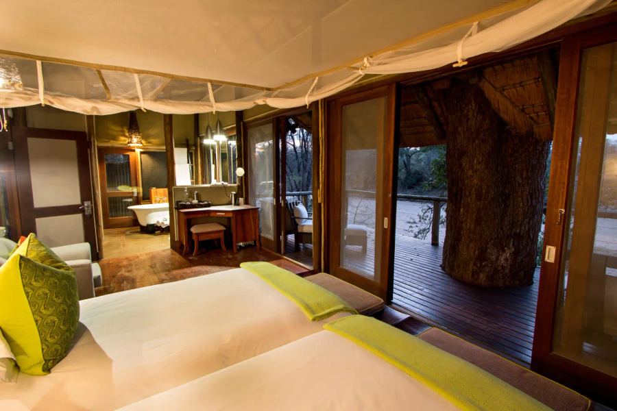Rhino Post Safari Lodge