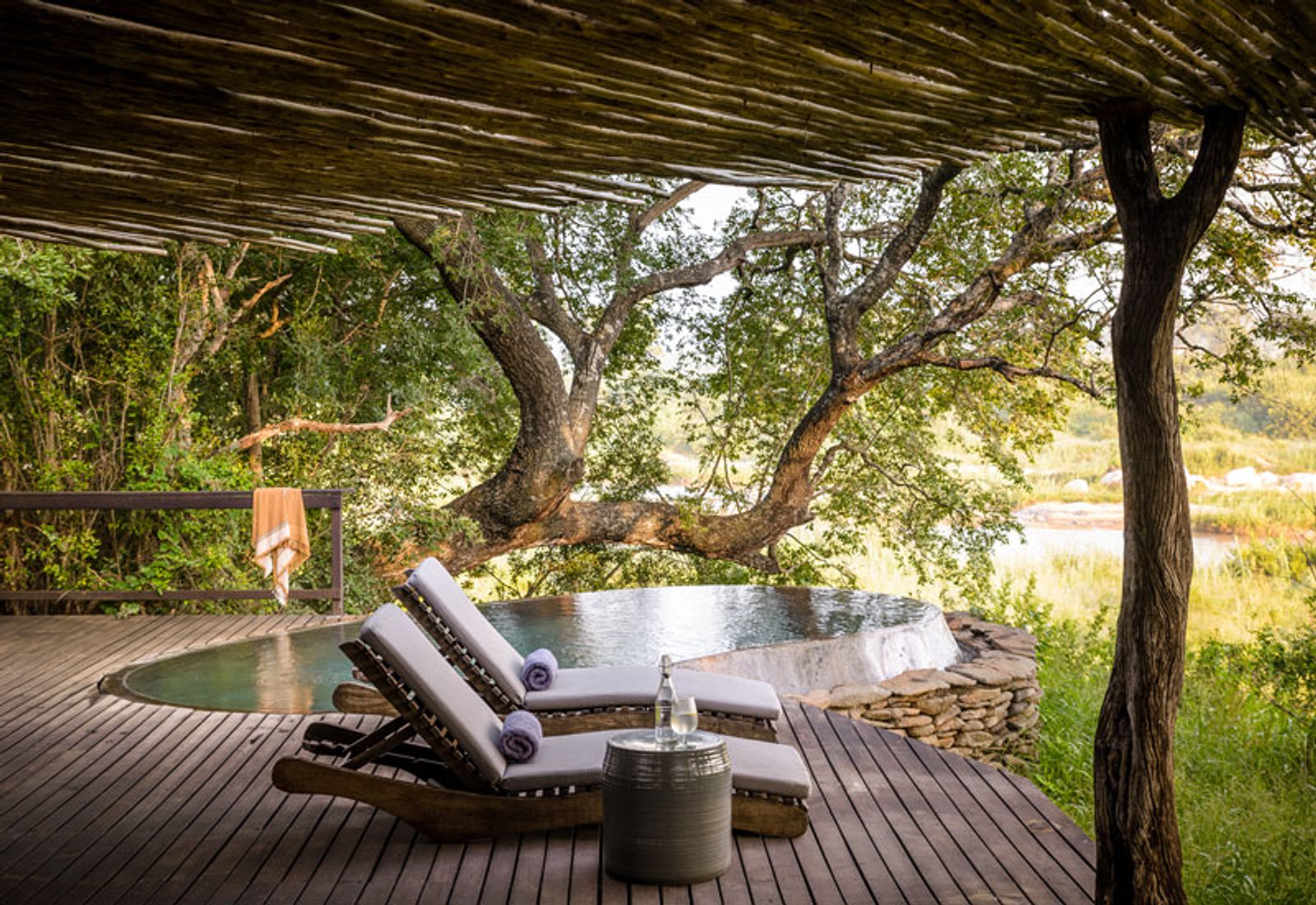 singita-boulders-plunge-pool