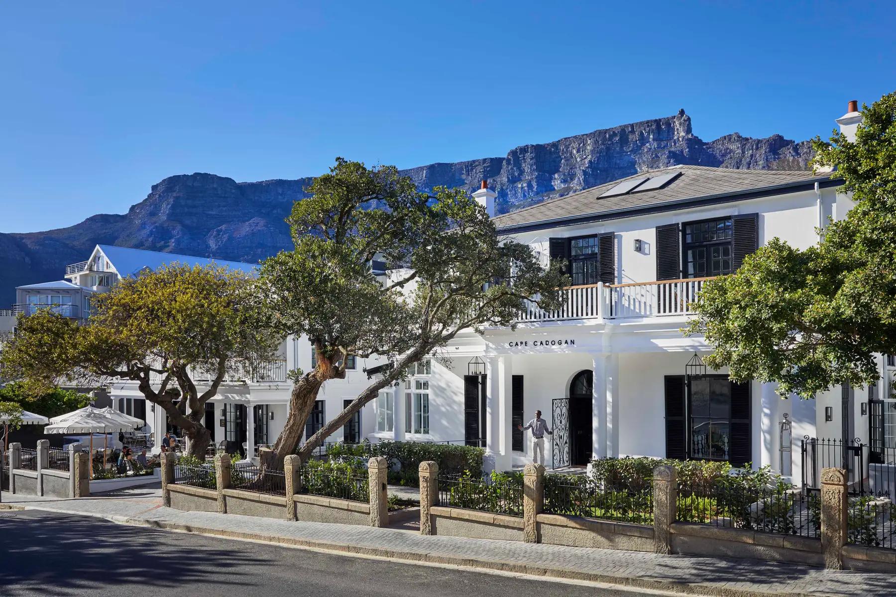 15 Day Cape, Winelands, Whales & Garden Route Adventure