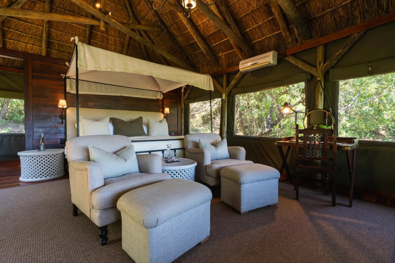 Tree Tops Safari Lodge suite in the treeline - Lalibela Game Reserve