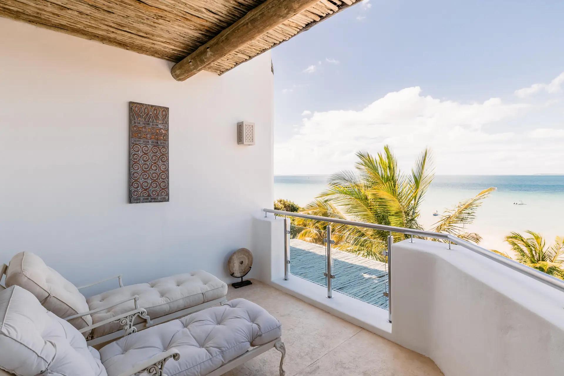 5-Day Ultra-Lux All-Inclusive Mozambique Fly-In 