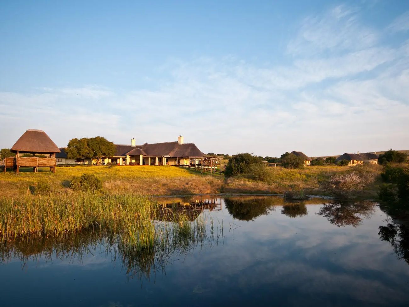 Amakhala Hlosi Game Lodge