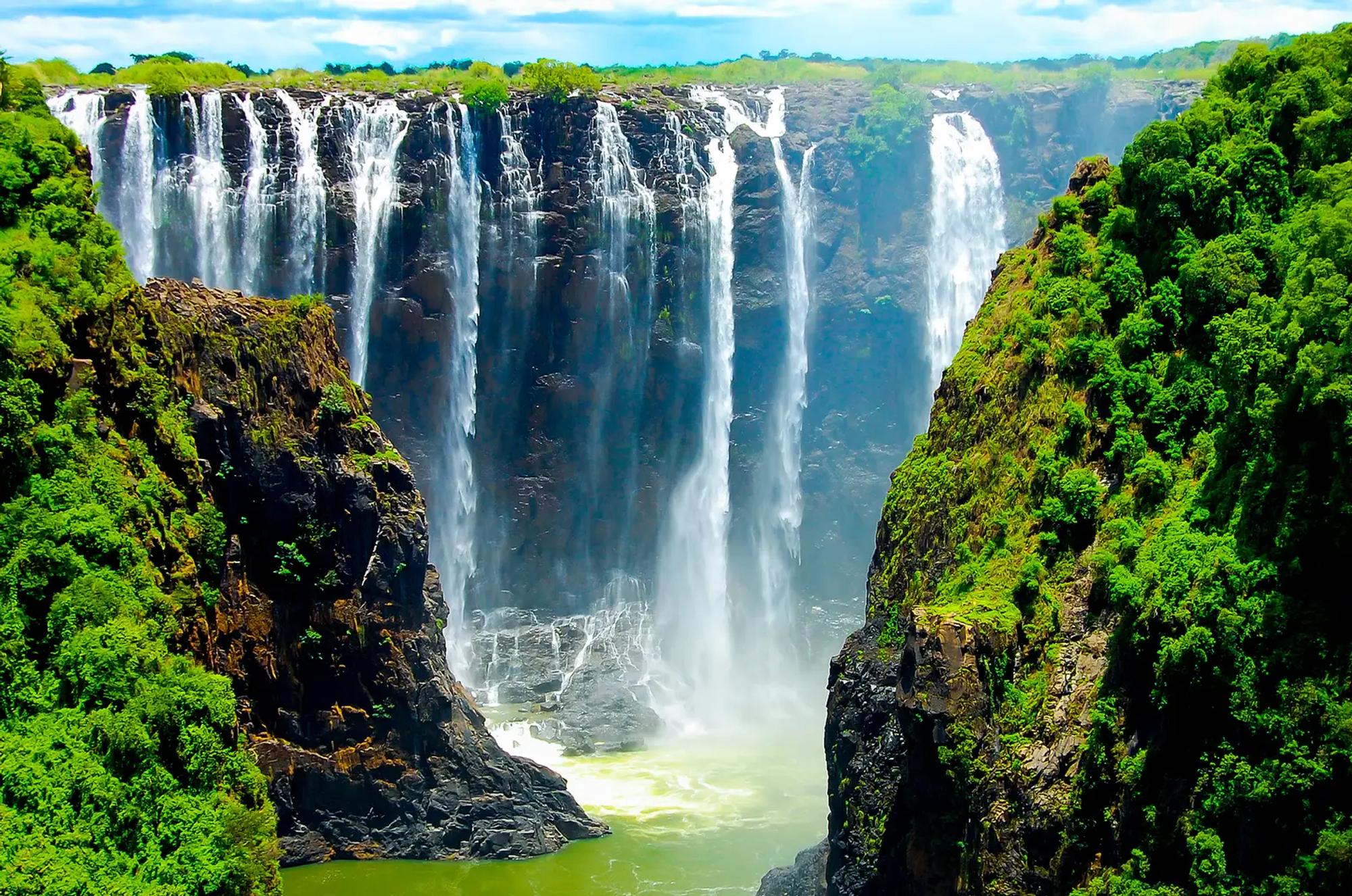 4-Day Fly-In Victoria Falls Ultimate Adventure