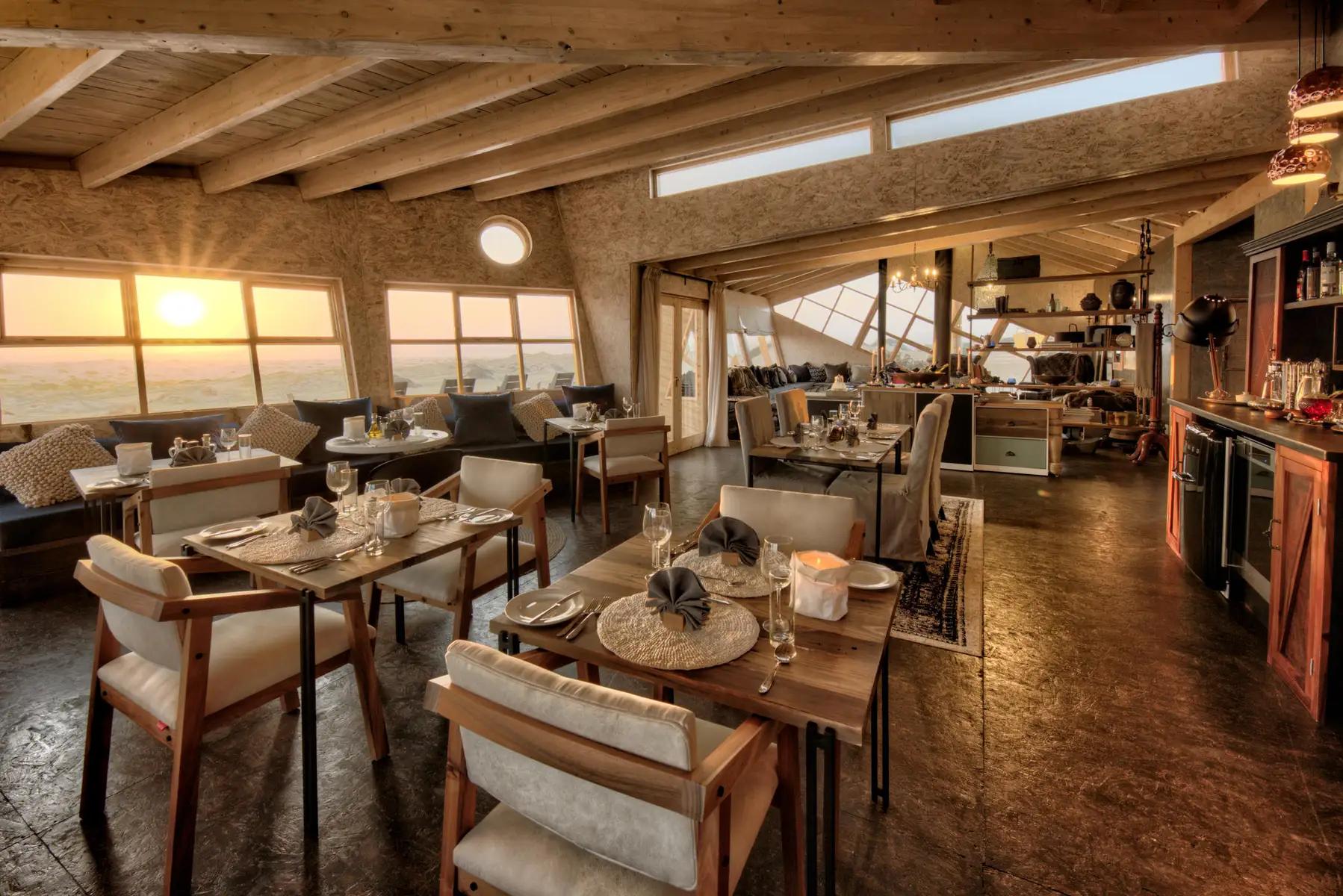 Shipwreck Lodge