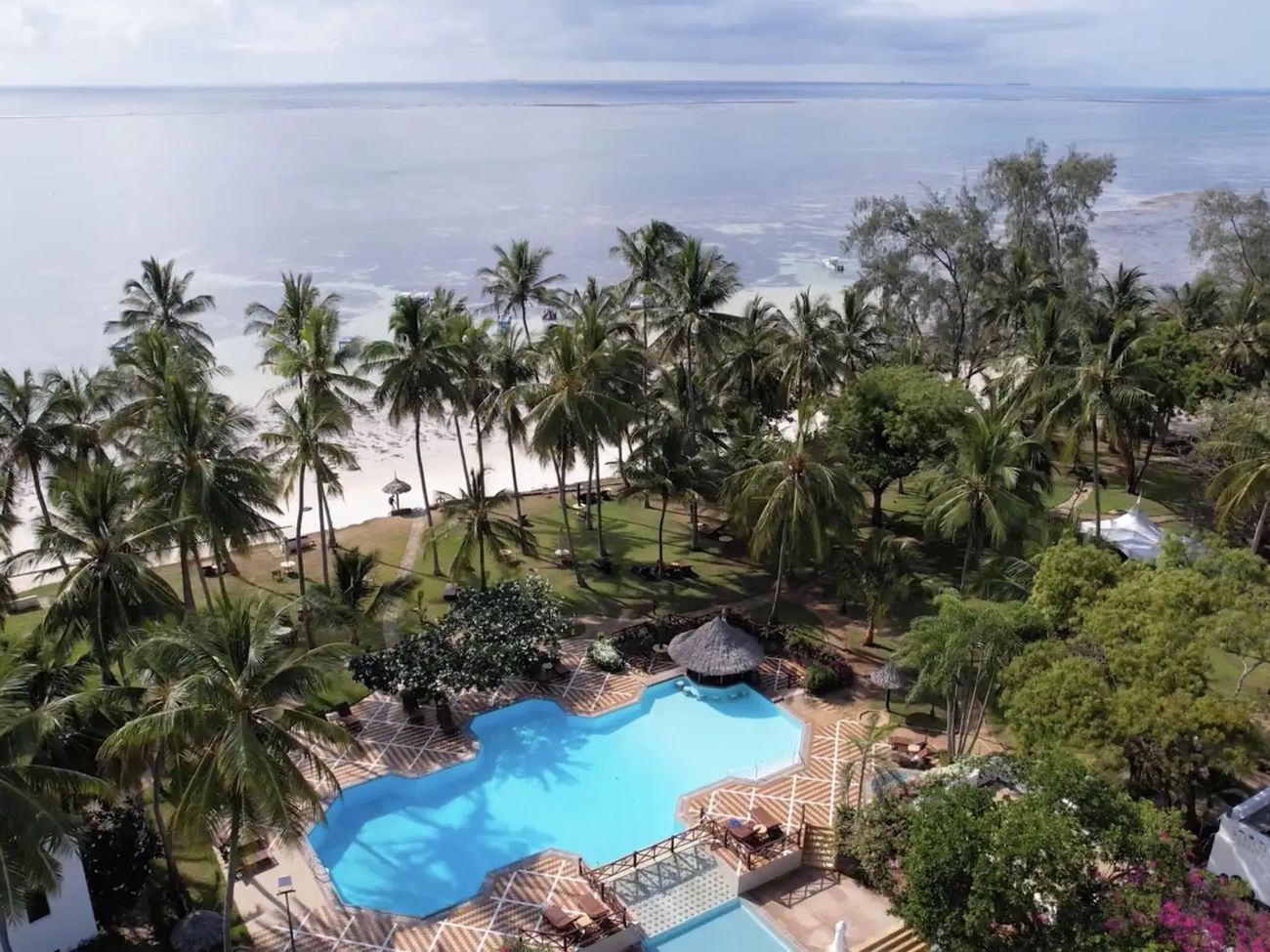 7-Day Luxury Beach Safari from Mombasa to Zanzibar