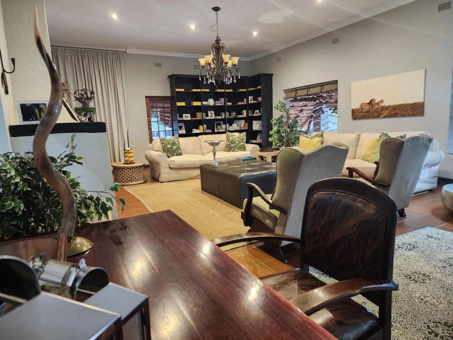 Shiduli Private Game Lodge