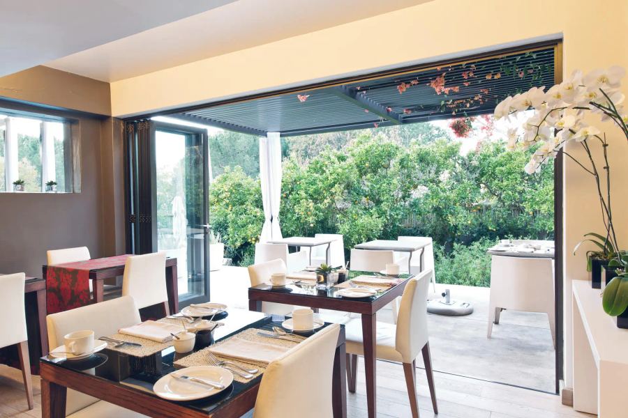 10-Day Luxury Cape Town, Winelands & Beach - Full Circle Cape Experience