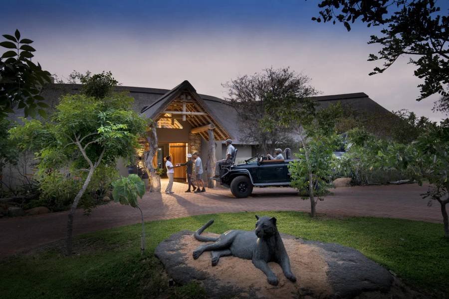 9-Day RockFig South Africa and Santorini Mozambique Safari 
